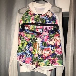 Two piece floral short set